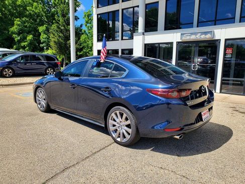 Used 2021 MAZDA MAZDA3 s FWD image 12