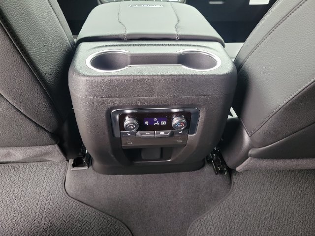 New 2026 GMC Yukon Denali AWD/4WD image 11