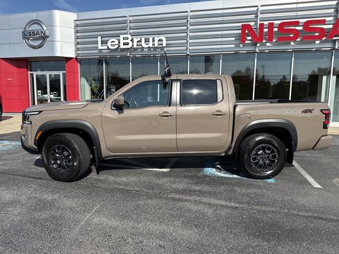 Certified 2024 Nissan Frontier PRO-4X w/ Pro Premium Package AWD/4WD image 2