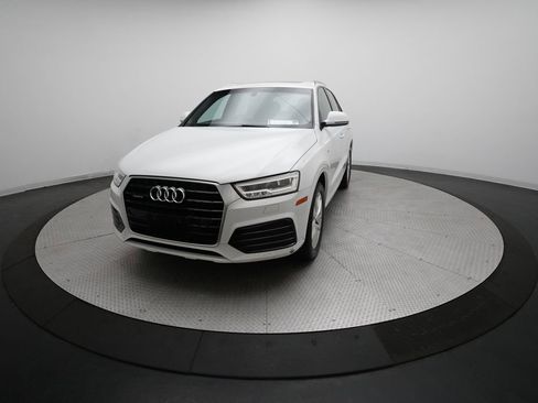 Used 2018 Audi Q3 2.0T Premium Plus w/ Premium Plus Package image 12