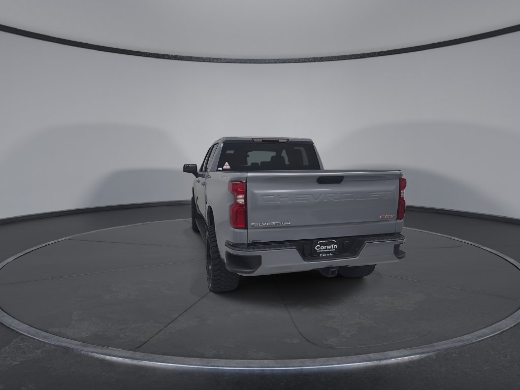 Used 2024 Chevrolet Silverado 1500 RST AWD/4WD image 10