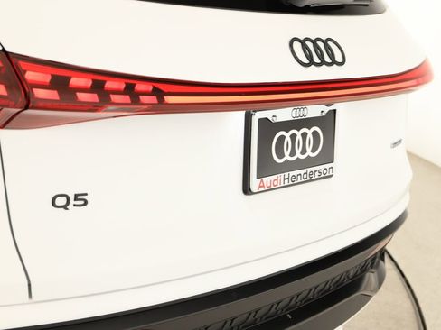 New 2026 Audi Q5 2.0T Premium Plus image 28