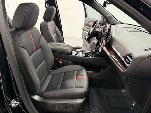 Used 2024 Chevrolet Traverse RS w/ LPO, Floor Liner Package image 20