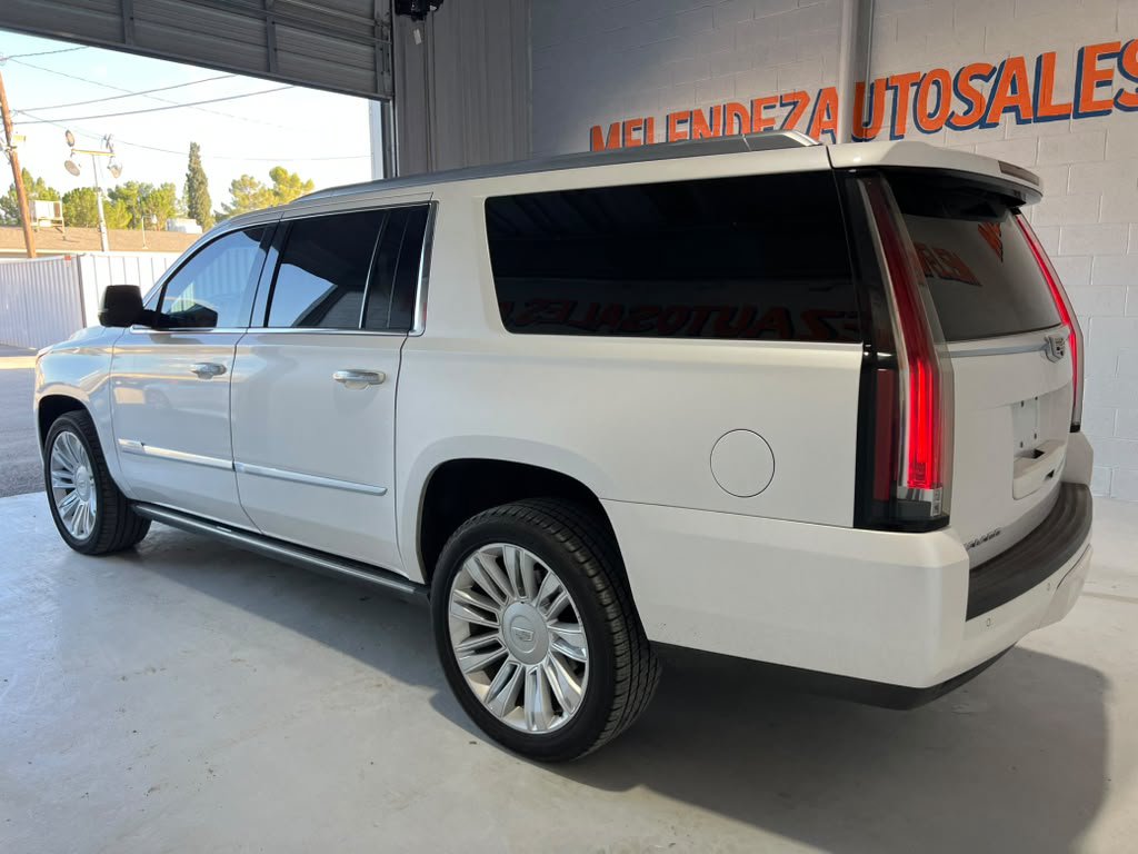Used 2016 Cadillac Escalade ESV Platinum AWD/4WD image 3