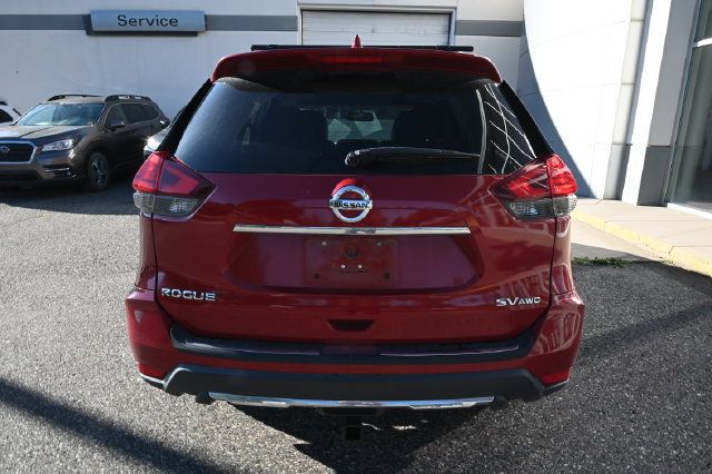 Used 2017 Nissan Rogue SV AWD/4WD image 5