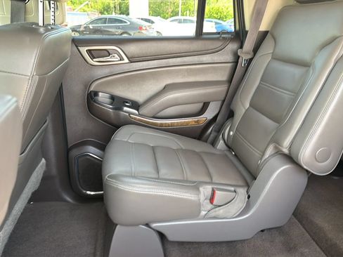 Used 2018 GMC Yukon Denali w/ Denali Ultimate Package AWD/4WD image 39