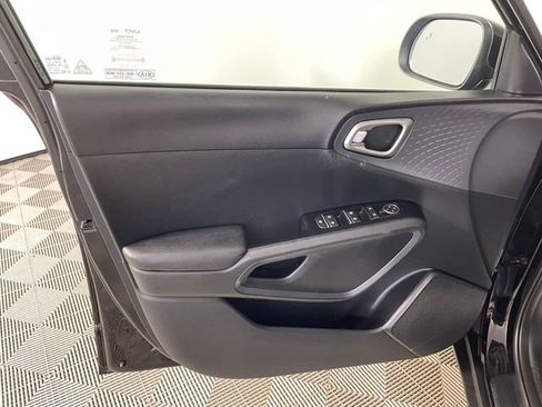 Certified 2021 Kia Soul EX FWD image 16