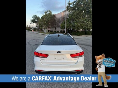 Used 2018 Kia Optima EX w/ Premium Package FWD image 6