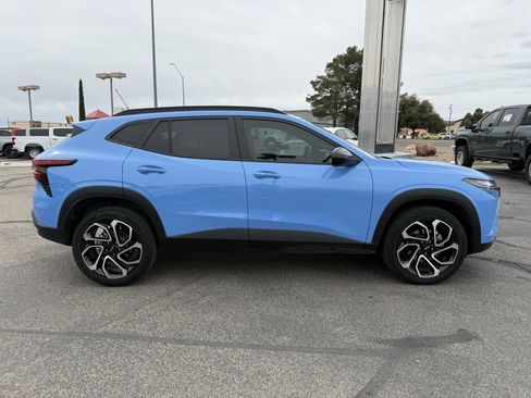 Certified 2024 Chevrolet Trax RS image 4