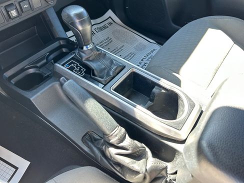 Used 2021 Toyota Tacoma SR5 w/ Technology Package image 24