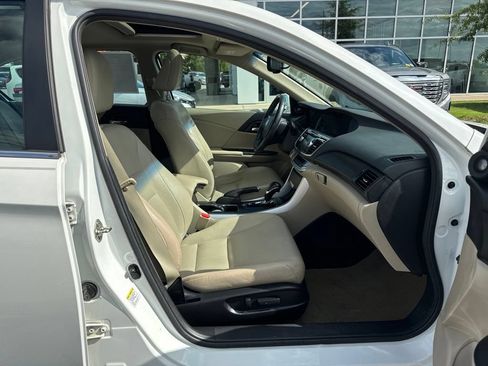 Used 2014 Honda Accord EX-L image 16