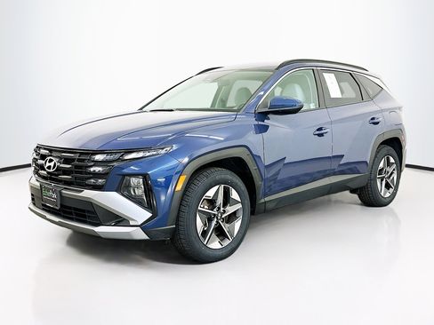 Used 2025 Hyundai Tucson SEL AWD/4WD image 3