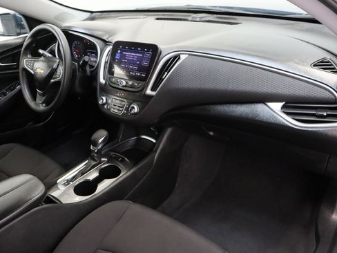 Used 2024 Chevrolet Malibu LT FWD image 36