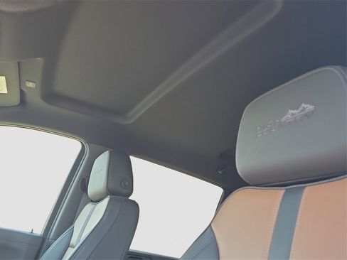 Used 2021 Chevrolet Silverado 2500 High Country w/ Z71 Off-Road Package image 8