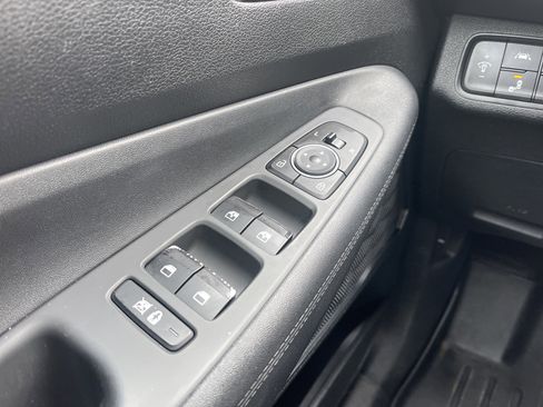 Used 2019 Hyundai Santa Fe SEL w/ Cargo Package image 23