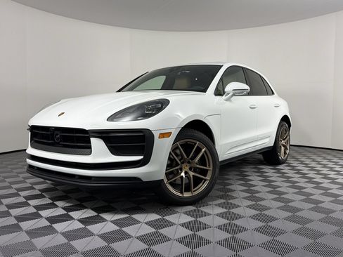 New 2026 Porsche Macan AWD/4WD image 1