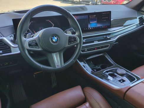 Certified 2025 BMW X5 xDrive40i w/ M Sport Package image 29