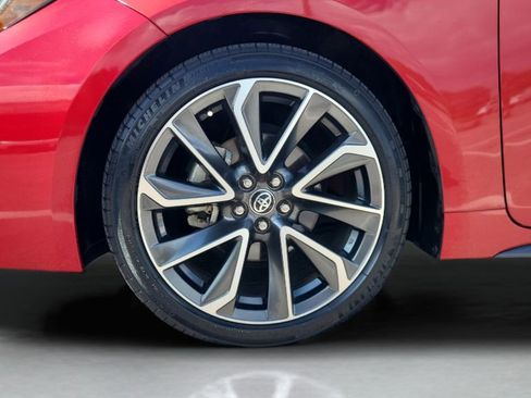 Used 2021 Toyota Corolla XSE FWD image 28