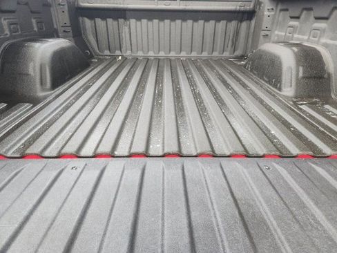 Used 2023 Chevrolet Silverado 1500 Custom image 34