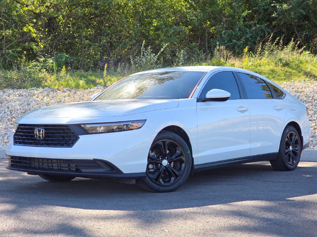 Used 2024 Honda Accord LX image 1