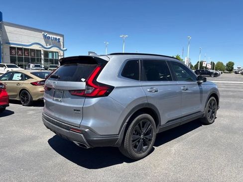 Used 2024 Honda CR-V Sport Touring image 3