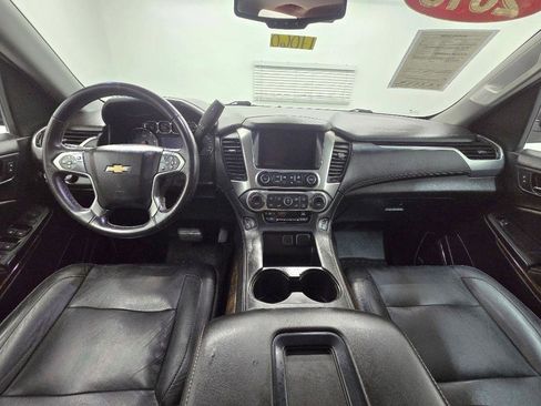 Used 2018 Chevrolet Tahoe LT image 12