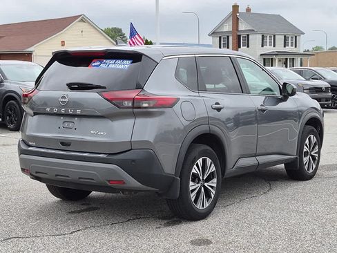 Used 2023 Nissan Rogue SV AWD/4WD image 3