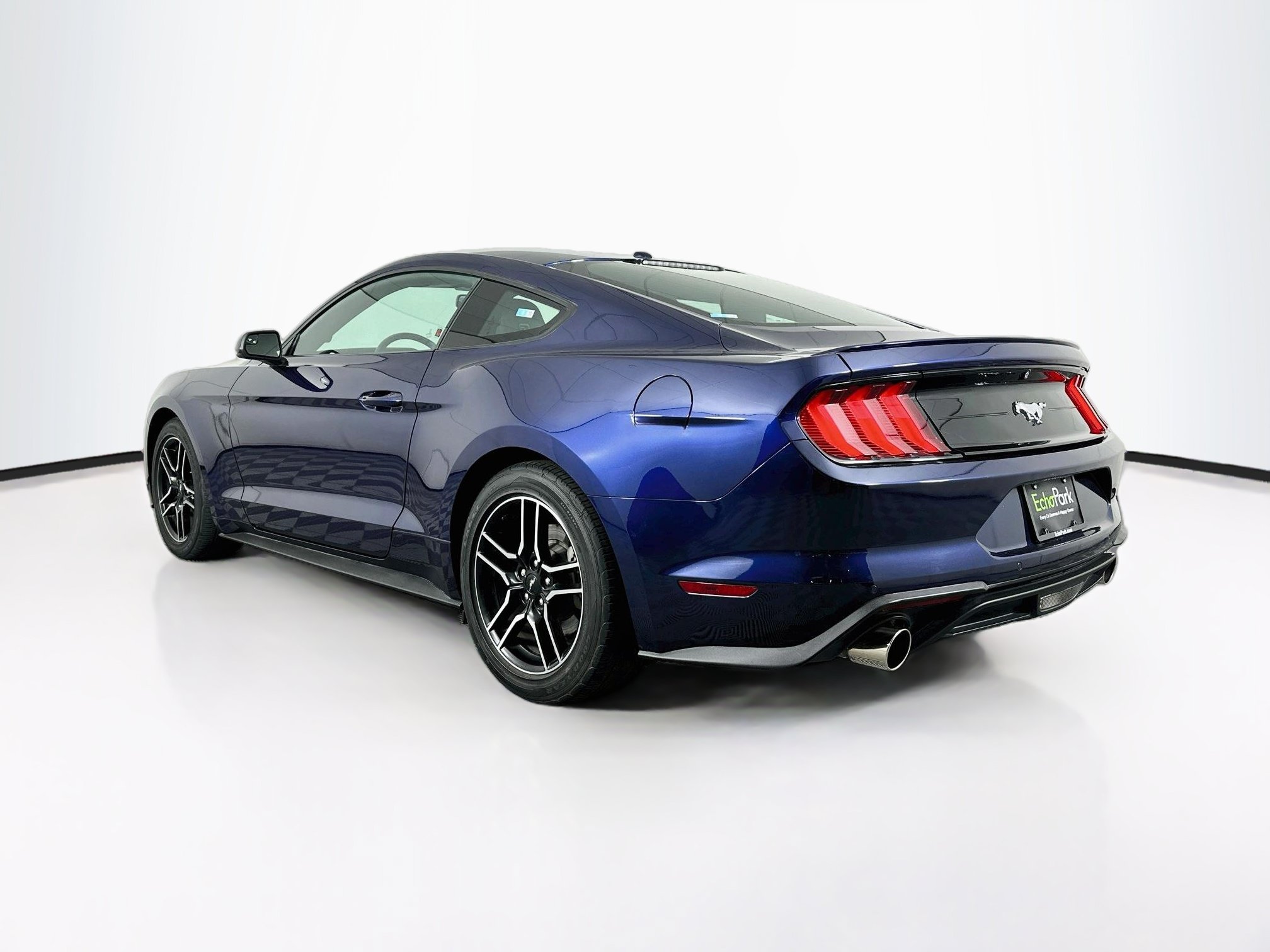 Used 2018 Ford Mustang Coupe w/ Equipment Group 101A RWD image 5