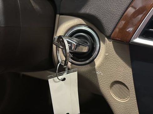 Used 2012 Mercedes-Benz C 250 Sedan image 24