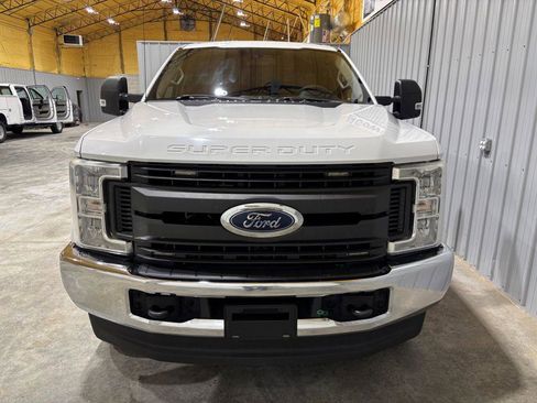 Used 2018 Ford F350 XL image 7