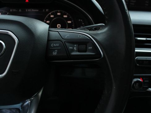 Used 2018 Audi Q7 3.0T Prestige AWD/4WD image 32