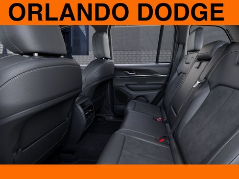 New 2026 Jeep Grand Cherokee Altitude RWD image 23