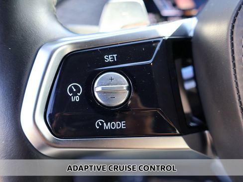 Used 2025 BMW 740i image 6