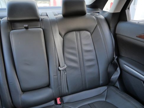 Used 2014 Lincoln MKZ image 14