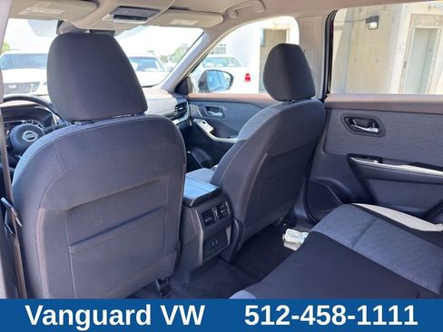 Used 2021 Nissan Rogue SV FWD image 29
