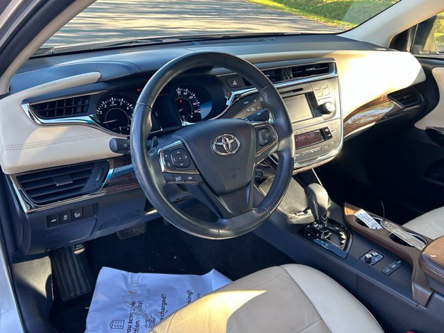 Used 2014 Toyota Avalon XLE Touring FWD image 20