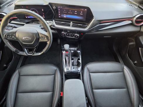 Used 2025 Chevrolet Trax RS w/ Driver Confidence Package FWD image 22