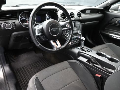 Used 2016 Ford Mustang Convertible w/ Equipment Group 051A image 21