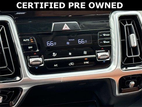 Used 2021 Kia Sorento SX Prestige image 19