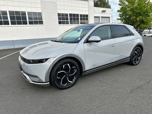 Certified 2023 Hyundai Ioniq 5 Limited w/ Cargo Package RWD image 2
