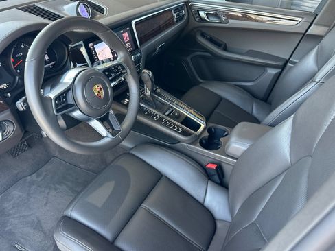 Certified 2021 Porsche Macan GTS AWD/4WD image 4