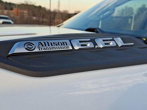 Certified 2025 Chevrolet Silverado 2500 LT w/ Convenience Package image 30