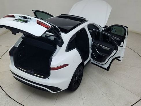 Used 2025 Jaguar F-PACE R-Dynamic S image 86
