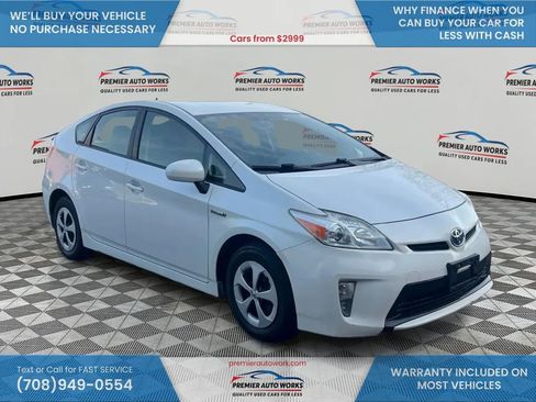 Used 2012 Toyota Prius Three FWD image 3