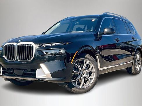 New 2026 BMW X7 xDrive40i w/ Premium Package AWD/4WD image 2
