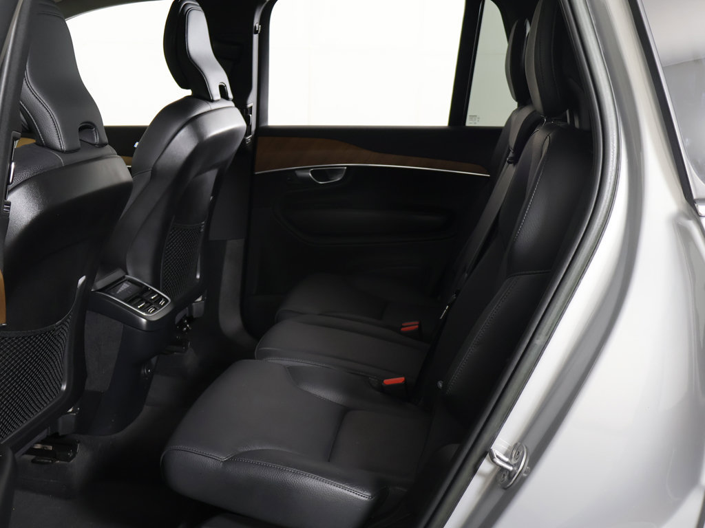 Used 2023 Volvo XC90 B6 Core w/ Climate Package AWD/4WD image 32