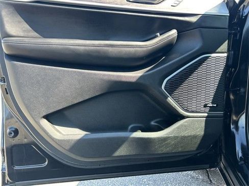 Used 2022 Jeep Grand Cherokee L Limited w/ Luxury Tech Group II image 19