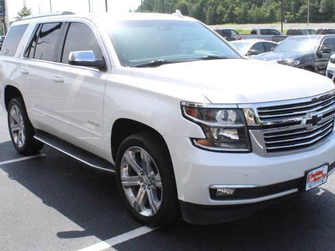 Used 2019 Chevrolet Tahoe Premier RWD image 4