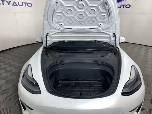 Used 2022 Tesla Model 3 Performance image 7