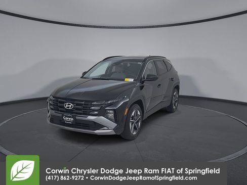 Used 2025 Hyundai Tucson SEL FWD image 6